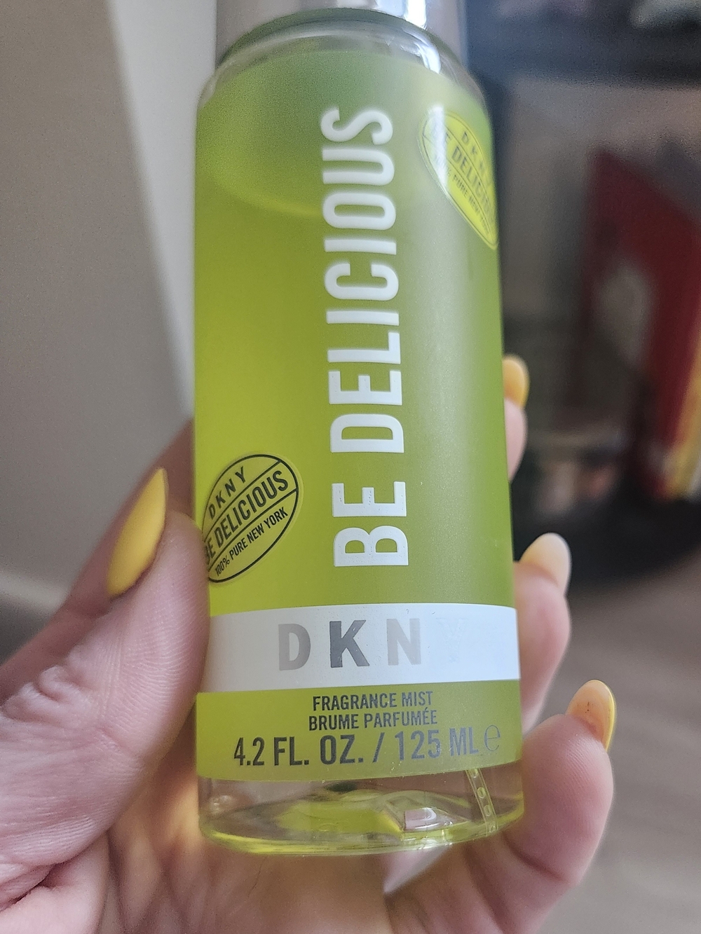DKNY Be Delicious Green Fragrance Mist - Picture 2 of 2